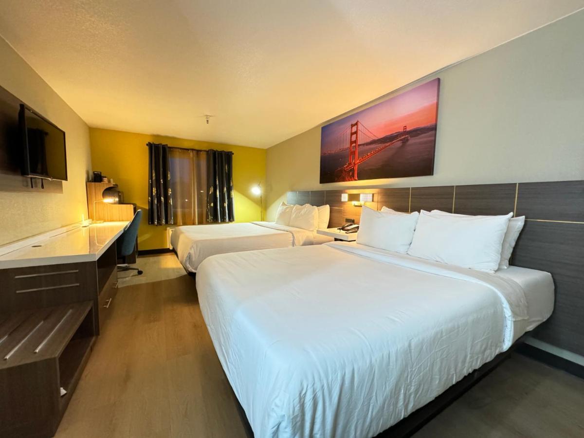 Quality Inn & Suites ウィローズ エクステリア 写真